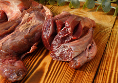 Голяшка европейского благородного оленя бескостная