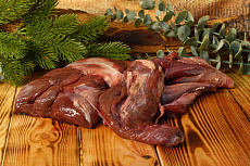 Голяшка европейского благородного оленя бескостная