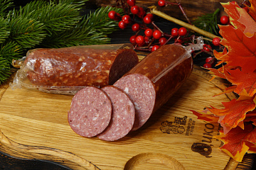 Фото Сервелат из лося с кабаном